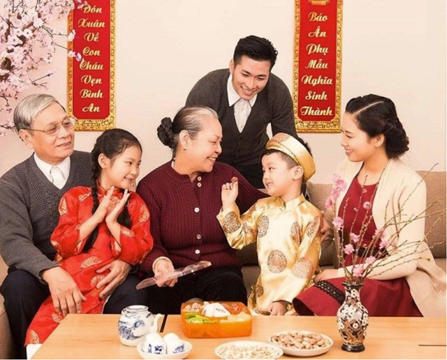 50+ câu chúc Tết hay, ý nghĩa dành cho người thân, bạn bè nhân dịp Tết đến Xuân về