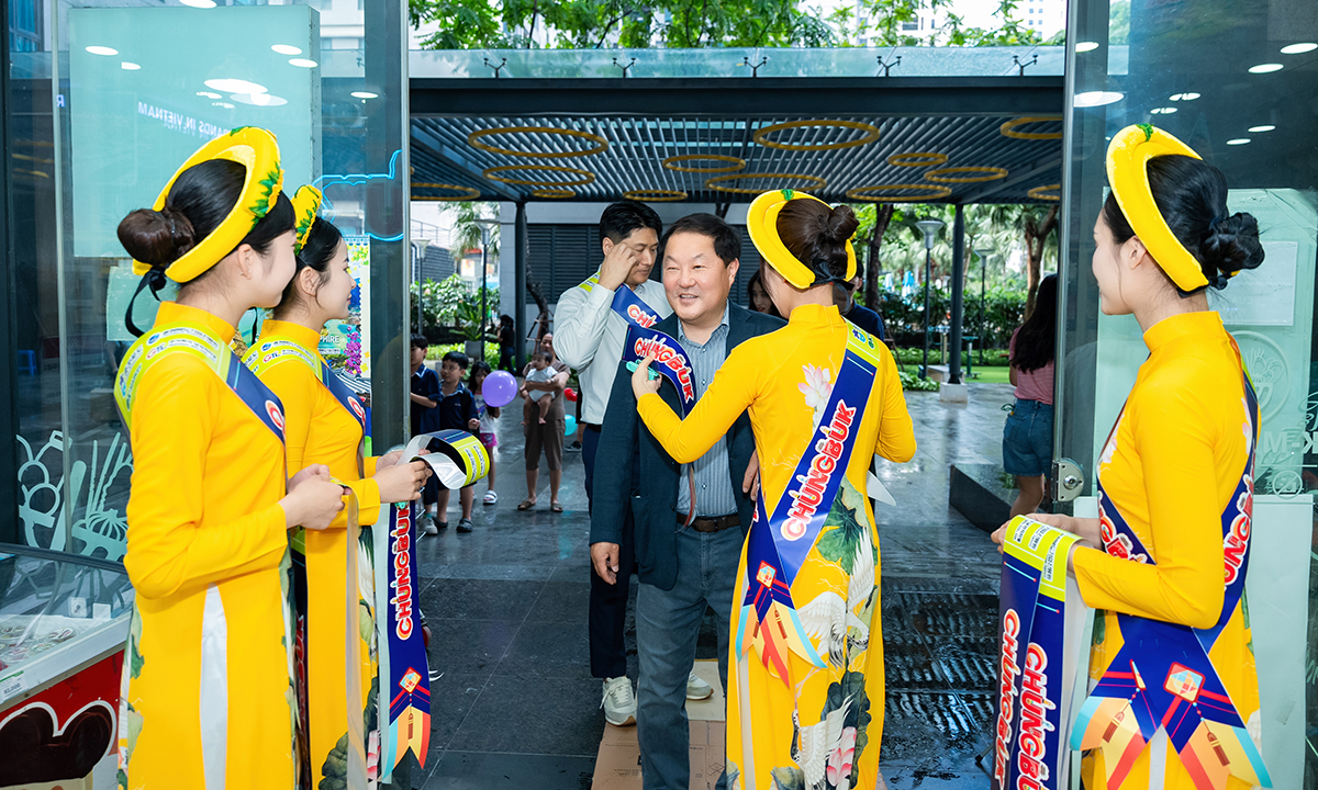 K-MARKET TƯNG BỪNG KHAI MẠC CHUNGBUK FESTIVAL 2025 – KHÔNG GIAN KẾT NỐI VĂN HÓA VÀ ẨM THỰC HÀN QUỐC